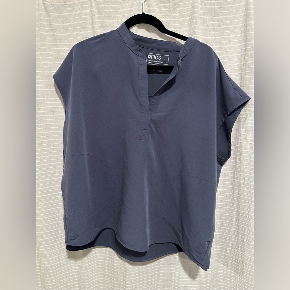 FIGS - Women’s Rafaela Scrub Top 2XL